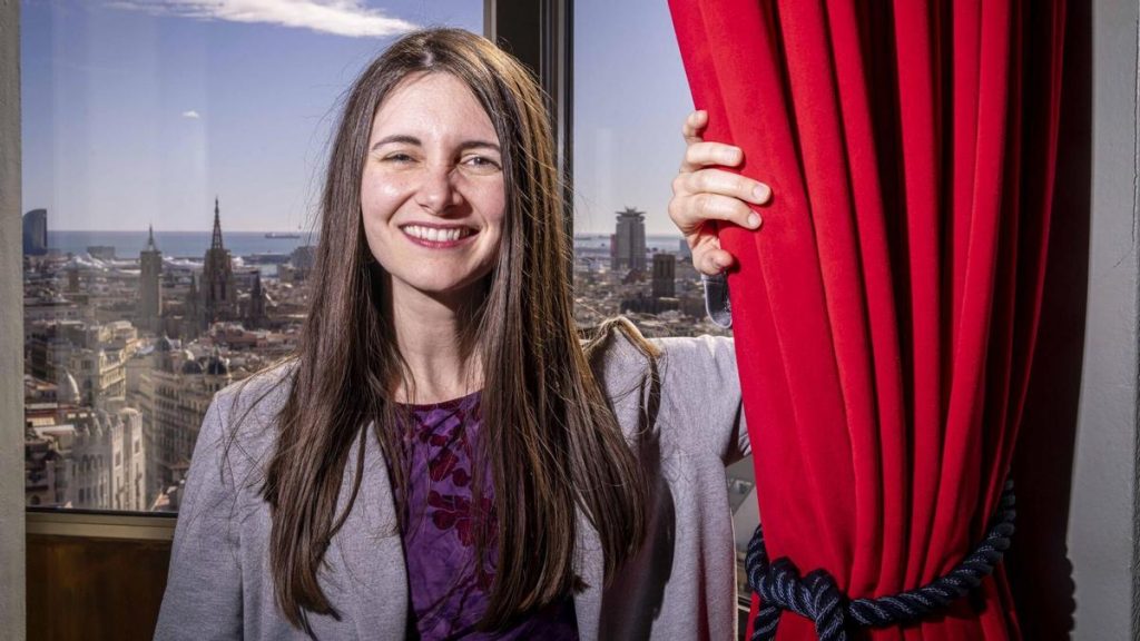 ÁFRICA VÁZQUEZ PREMIO MINOTAURO | "XX"