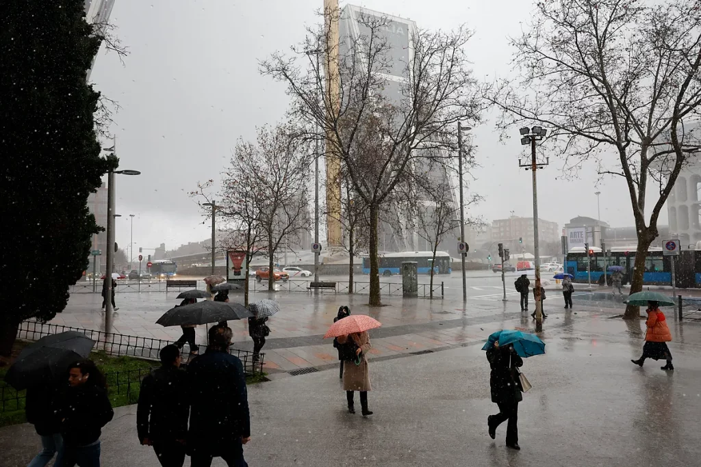 Aemet lanza un aviso especial de fenómenos adversos por la borrasca Leonardo desde el día 4