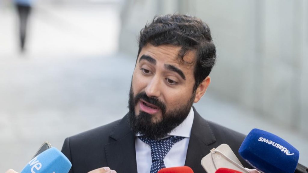 Alvise se alía con expulsados ​​de Vox para concurrir en Castilla y León