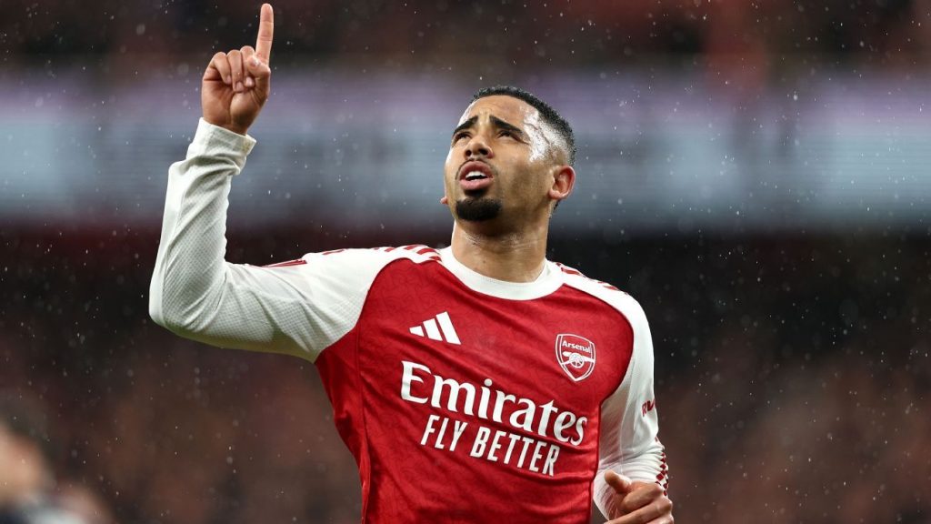 Arsenal masacra con cavadinha de Gabriel Jesus, vai às oitavas da Copa da Inglaterra y sigue sonhando com 'quadrupla coroa'