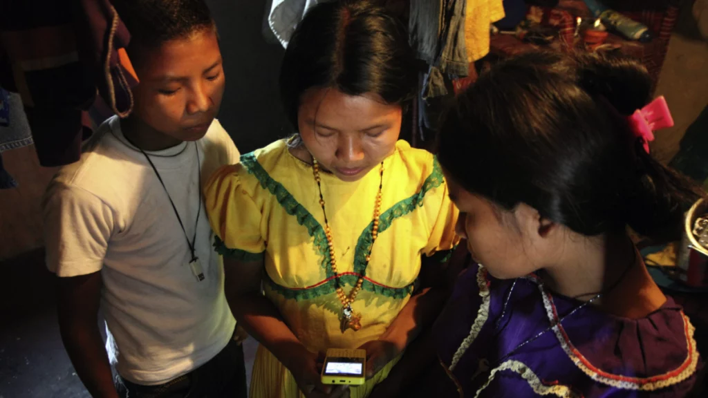 Atrapados en las redes | Análisis de Ricardo Ávila Atrapados en las redes | Análisis de Ricardo Ávila