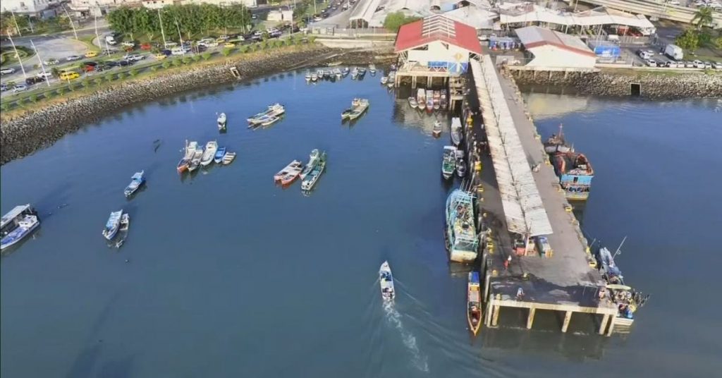 Autoridad Marítima suspende zarpes en seis puertos por condiciones atmosféricas adversas - Nacionales