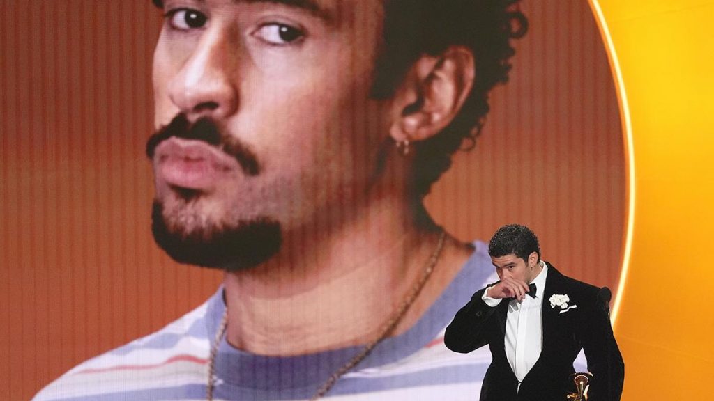 Bad Bunny y el primer Grammy a un álbum en castellano, pero ¿qué castellano?
