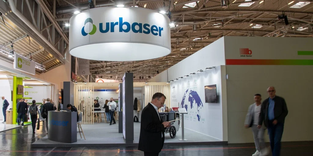 Blackstone y EQT compran Urbaser por 5.800 millones de euros Blackstone y EQT compran Urbaser por 5.800 millones de euros