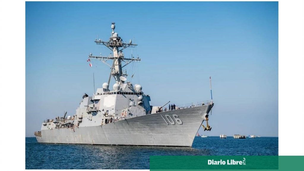 Buques de guerra de EE.UU. UU. arriban a la capital de haití