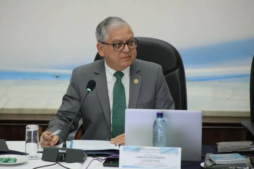 CSJ convoca a nuevo intento de elección de presidente ante presiones por amparos