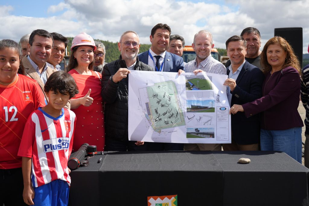 Carahue inicia la reposición del Estadio Viejo con inversión histórica para fortalecer el fútbol amateur Carahue inicia la reposición del Estadio Viejo con inversión histórica para fortalecer el fútbol amateur