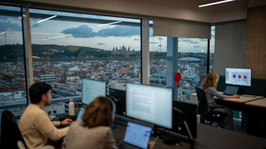 Catalunya supera los 200 ‘hubs’ digitales de multinacionales extranjeras Catalunya supera los 200 'hubs' digitales de multinacionales extranjeras