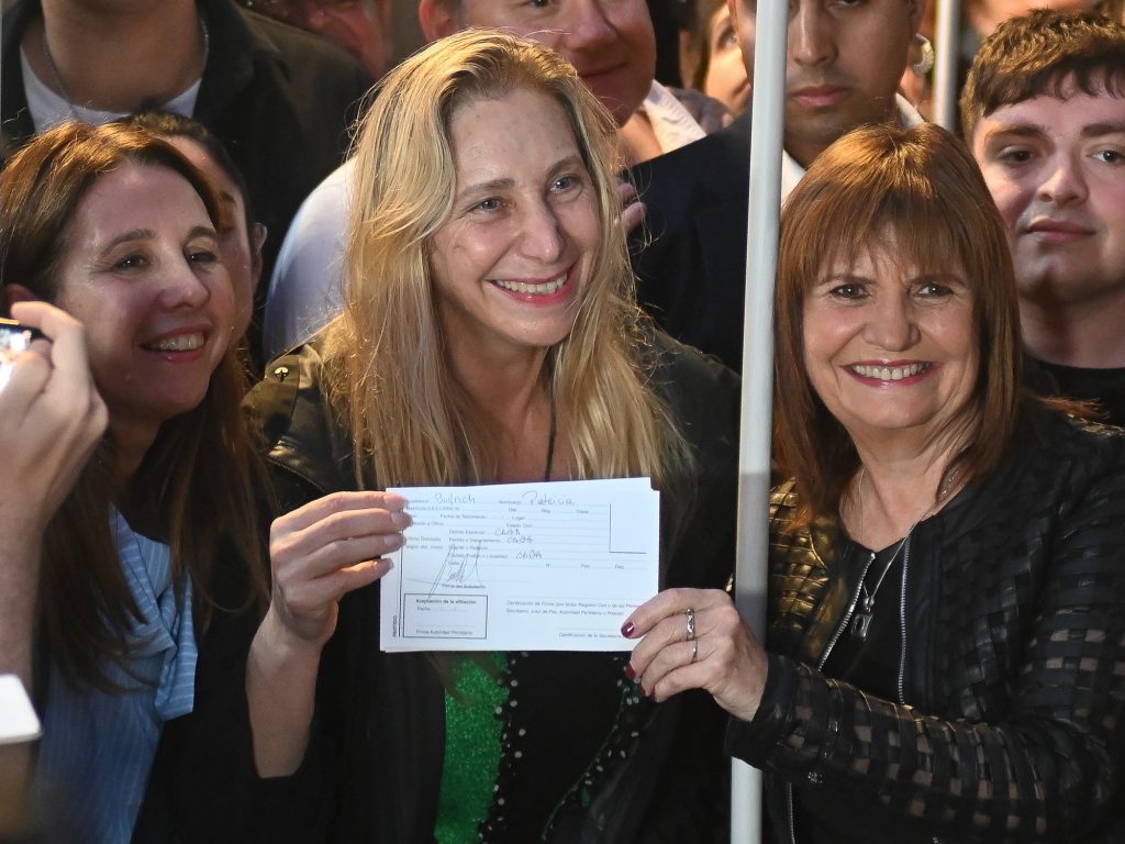 Celos por el protagonismo, provocaciones y peleas de poder en el gabinete después de la media sanción de la Reforma Laboral.