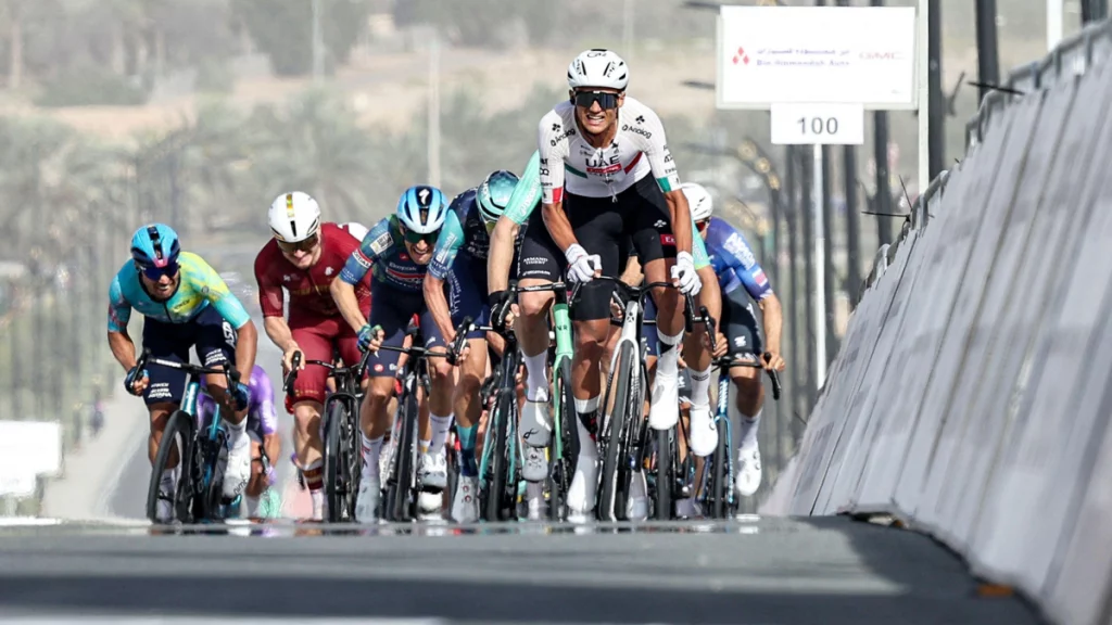 Colombianos libraron el día y están a solo 10 segundos del líder, Isaac del Toro, en el UAE Tour: impresionante embalaje
