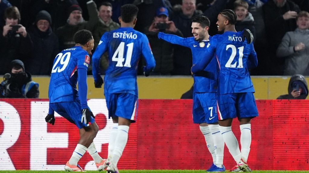 Con gol de Estêvão y hat-trick de Pedro Neto, Chelsea golea al Hull City y avanza a la Copa de Inglaterra Con gol de Estêvão y hat-trick de Pedro Neto, Chelsea golea al Hull City y avanza a la Copa de Inglaterra