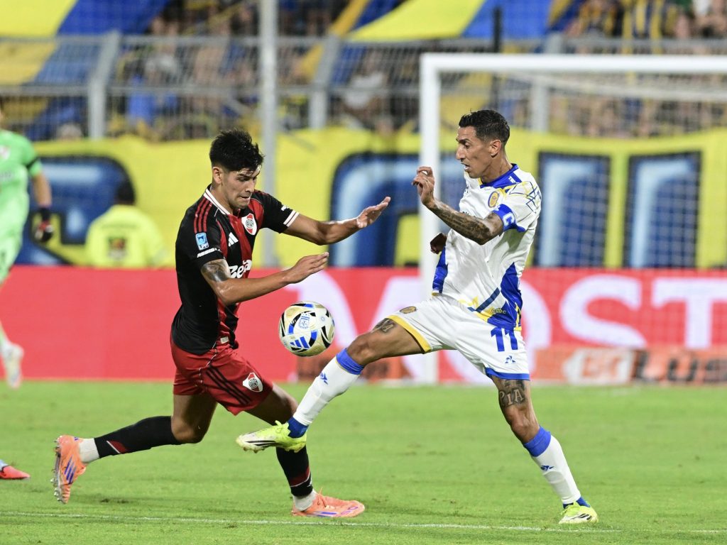 Con un Di María en modo campeón del mundo, River y Rosario Central jugaron un partido intenso al que sólo le faltaron los goles
