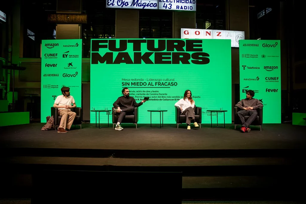 Del "no puedo dejar de ser yo" de David Uclés al "lo tibio es el lugar más asqueroso para estar" de María Hervás: una cultura con mística, política y de futuro