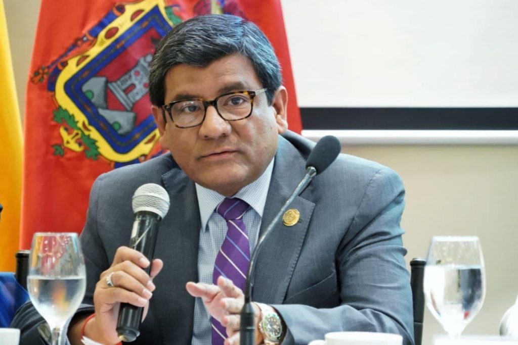 Ecuador activa defensa comercial ante el nuevo arancel global del 10 % de Estados Unidos