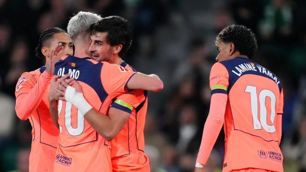 El Barça no se cansa de chutar en su triunfo ante el Elche