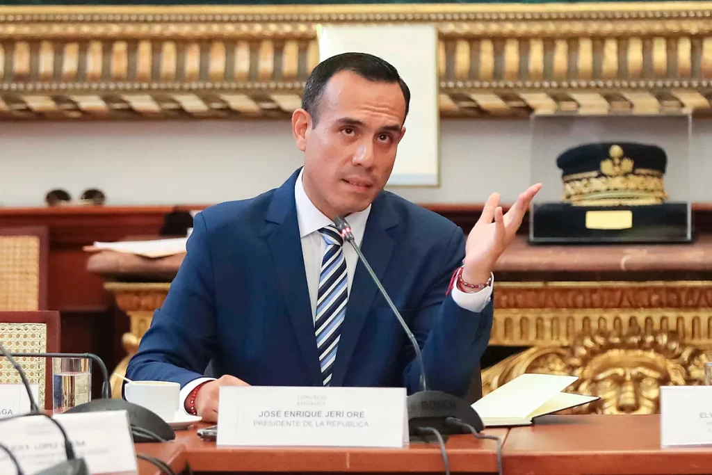 El Congreso de Perú destituye a José Jerí después de cuatro meses como presidente encargado El Congreso de Perú destituye a José Jerí después de cuatro meses como presidente encargado