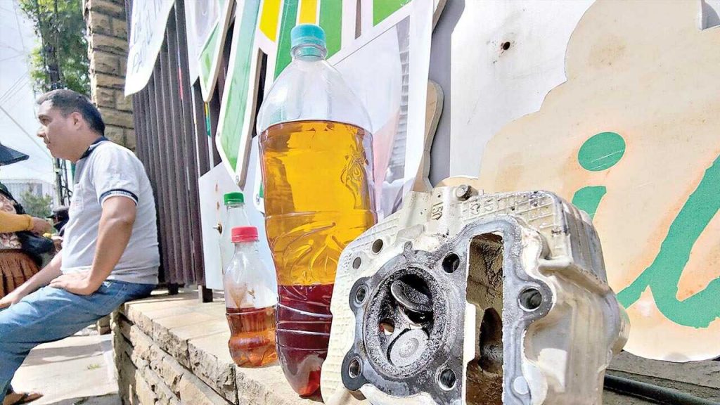 El Gobierno admite mala calidad de la gasolina, choferes piden resarcimiento