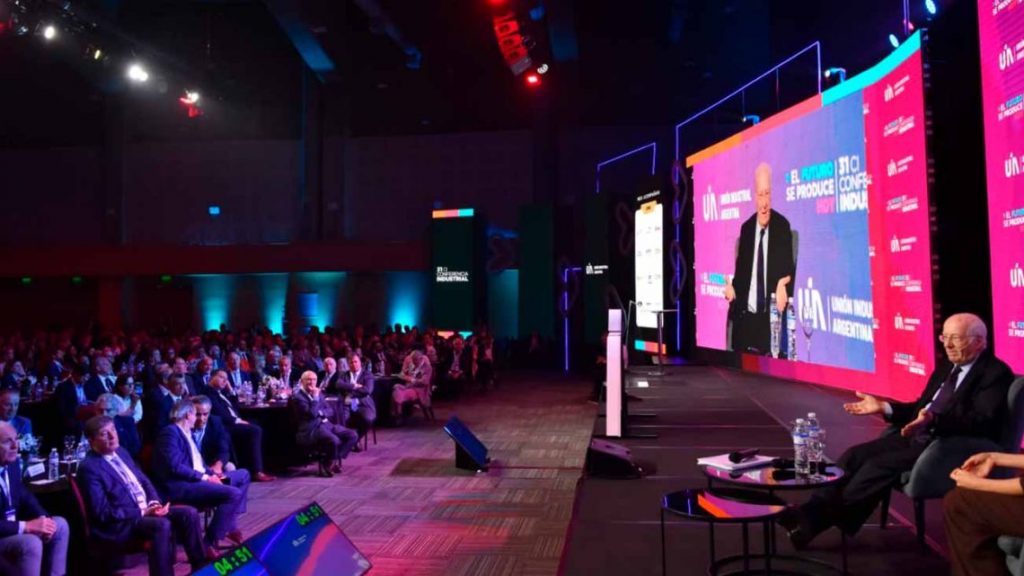 El círculo rojo huele “inestabilidad” en la confianza del INDEC intervenido y pide transparencia El círculo rojo huele "inestabilidad" en la confianza del INDEC intervenido y pide transparencia