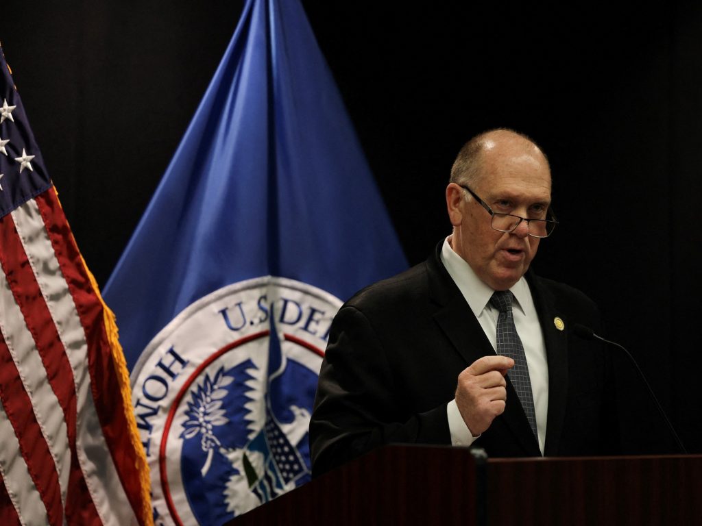 El gobierno de Donald Trump anuncia el fin del polémico operativo anti-inmigrantes en Minnesota