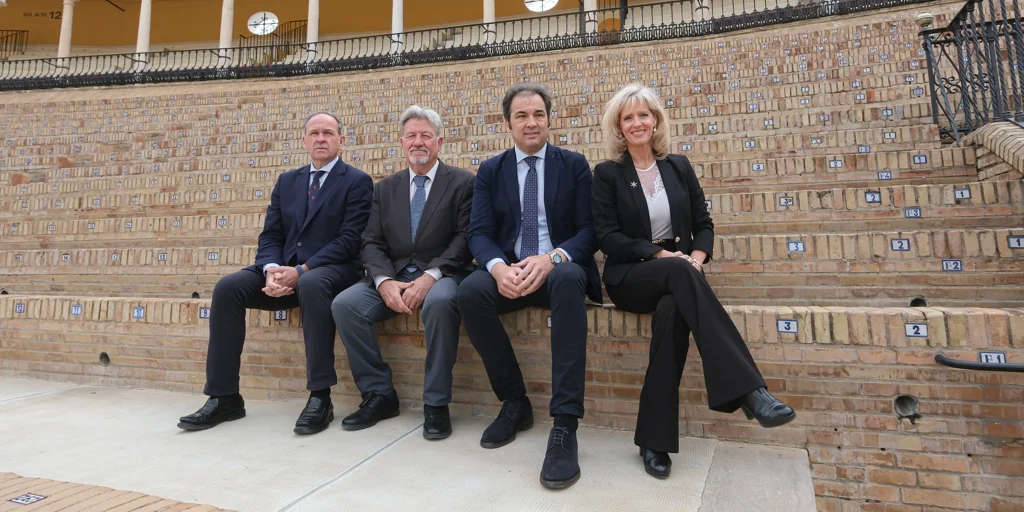 El palco de la Maestranza se reduce a tres presidentes para la temporada 2026 El palco de la Maestranza se reduce a tres presidentes para la temporada 2026