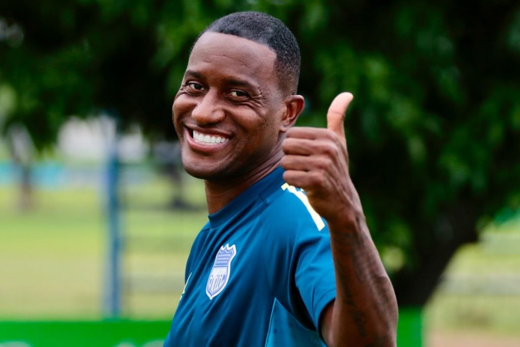 Emelec no jugará contra Universidad Católica por seis razones