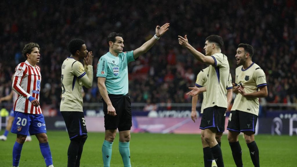 Error grave en el acta de Martínez Munuera Error grave en el acta de Martínez Munuera