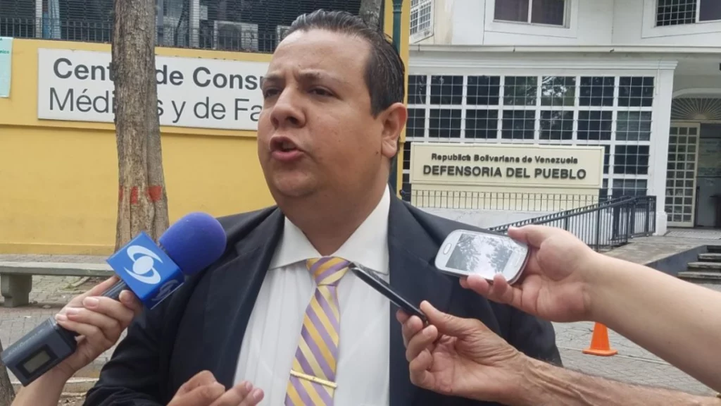 Excarcelan en Venezuela al activista Javier Tarazona, director de la ONG Fundaredes, tras cuatro años preso en El Helicoide