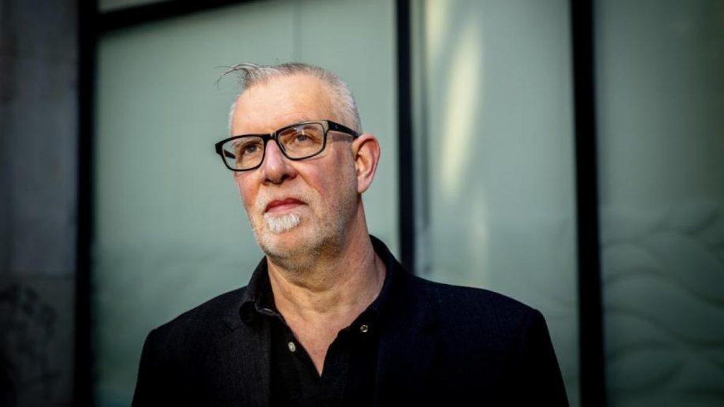 Graeme Macrae Burnet culmina su trilogía del inspector Gorski con 'Un caso de matricidio'