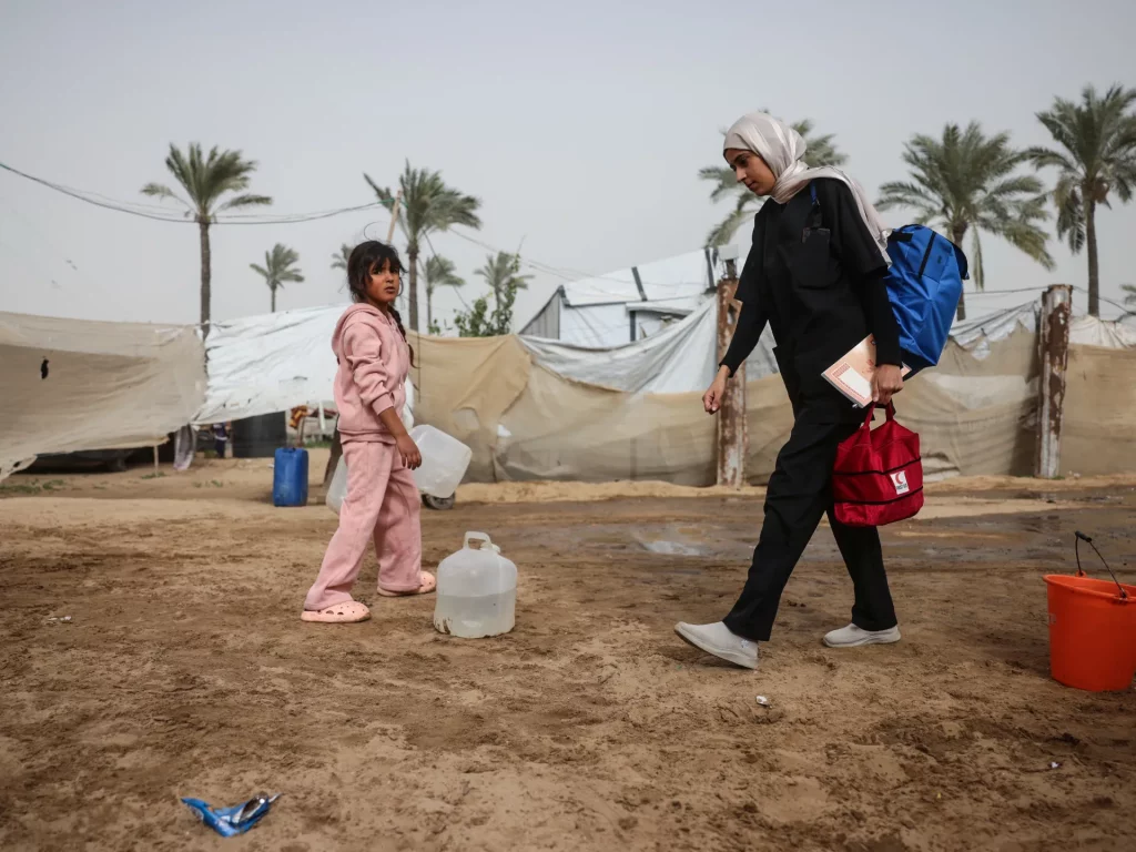 Hombres armados en el lugar obligan a MSF a detener sus trabajos en el Hospital Nasser de Gaza | Conflicto Israel-Palestina Noticias Hombres armados en el lugar obligan a MSF a detener sus trabajos en el Hospital Nasser de Gaza | Conflicto Israel-Palestina Noticias