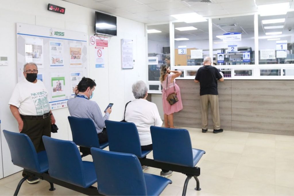 IESS habilita 4 000 nuevos turnos diarios y reorganiza el sistema de citas médicas