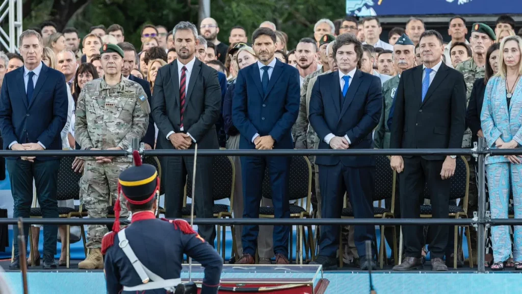 Javier Milei justificó el traslado del sable de San Martín: Porta una misión: llevar la libertad