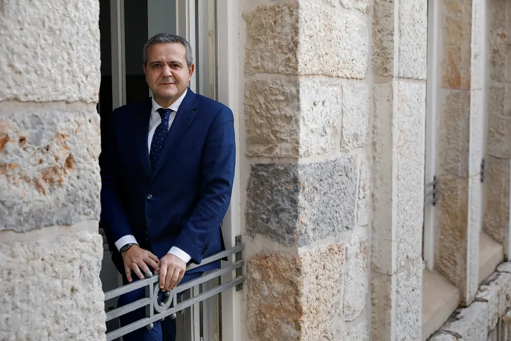 Jorge Rodrigo, consejero madrileño de Transportes: "Puente tiene más presupuesto para subvenciones que para mantener la red ferroviaria. Se lo tiene que mirar"