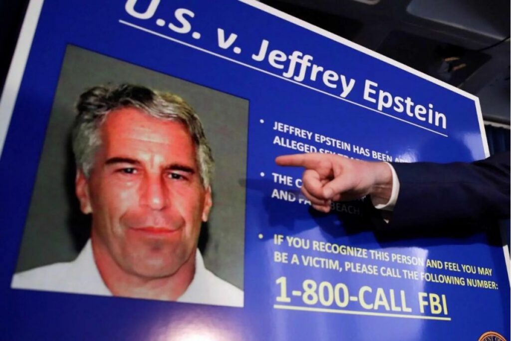 La Fiscalía debe dar con los responsables de las redes de Jeffrey Epstein en Ecuador
