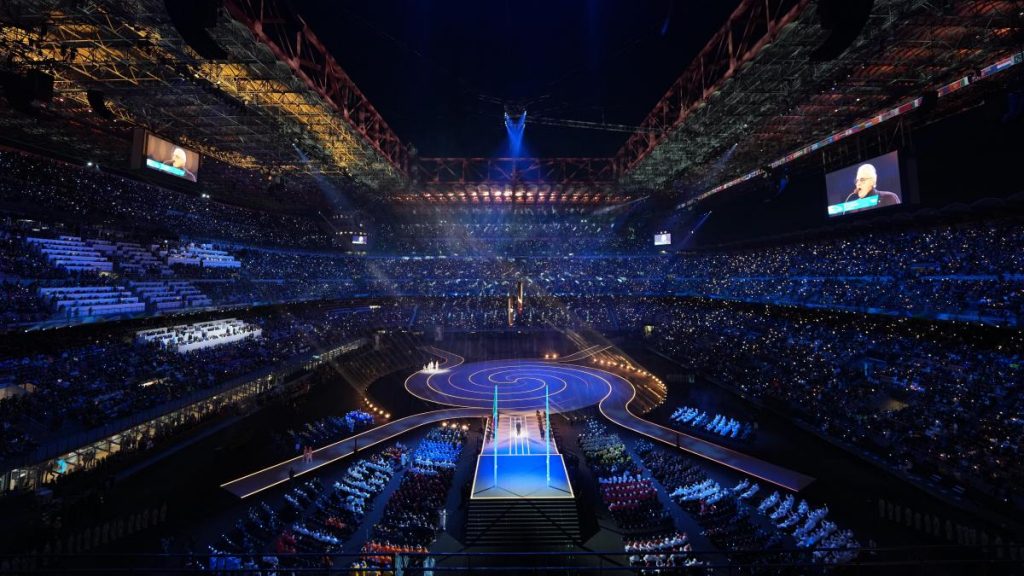 La ceremonia de apertura de los JJ.OO. de invierno en Milán-Cortina, en imágenes