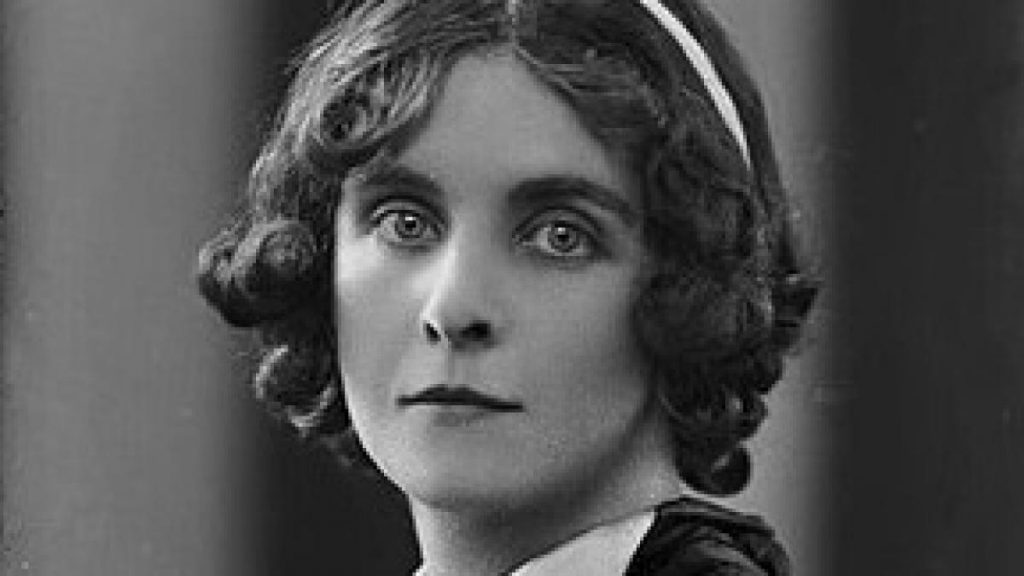 La escritora “engañada” que escribió el mejor libro sobre el adulterio