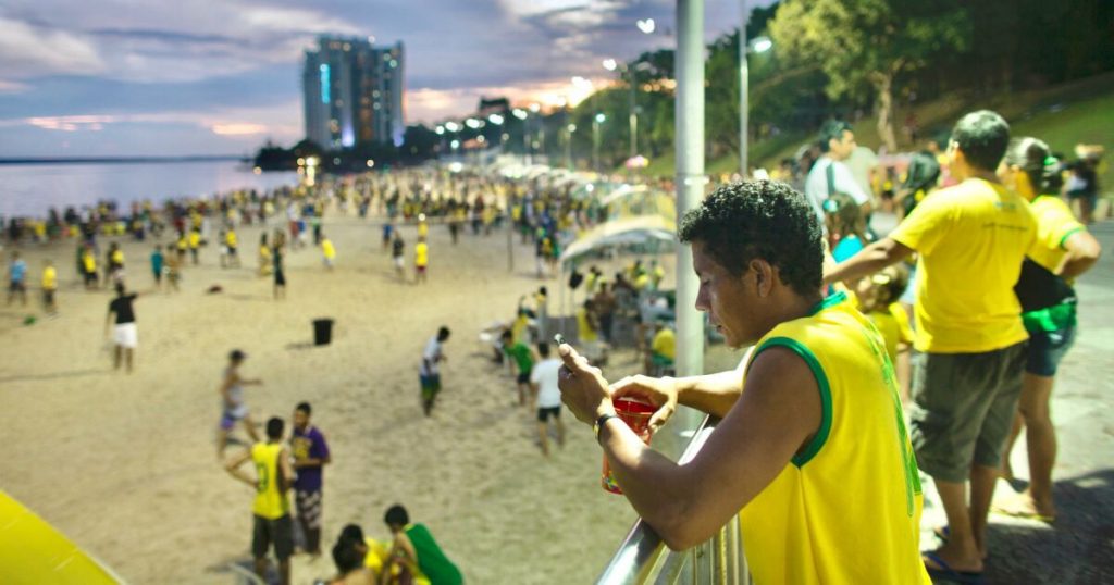 Las fusiones y adquisiciones cambian el mapa de las telecomunicaciones en Latinoamérica Las fusiones y adquisiciones cambian el mapa de las telecomunicaciones en Latinoamérica