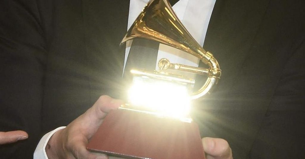 Los Grammys se afincaron en un mensaje contra la policía migratoria de EEUU - Mundo