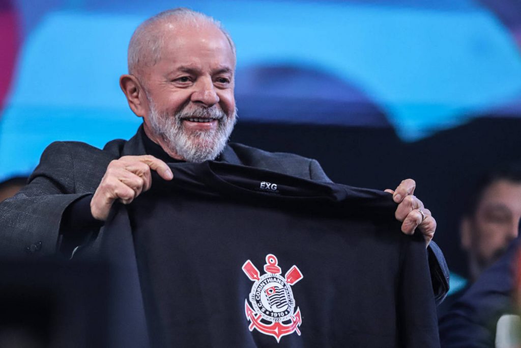 Lula usa rede social para celebrar vitória do Corinthians - 02/01/2026 - Brasília Hoje