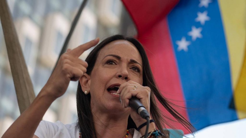María Corina Machado advierte que Cuba y Nicaragua 'seguirán el mismo camino' que Venezuela y caerán una vez 'desmontemos el régimen' chavista