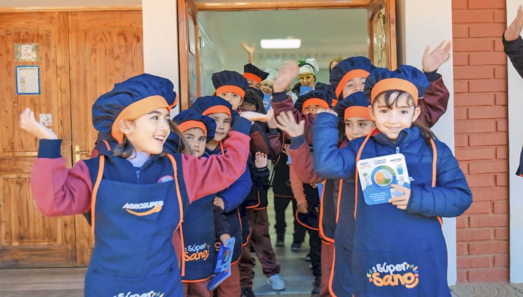 Más de 260 mil personas fueron beneficiadas por programas de relacionamiento comunitario de Agrosuper durante 2025