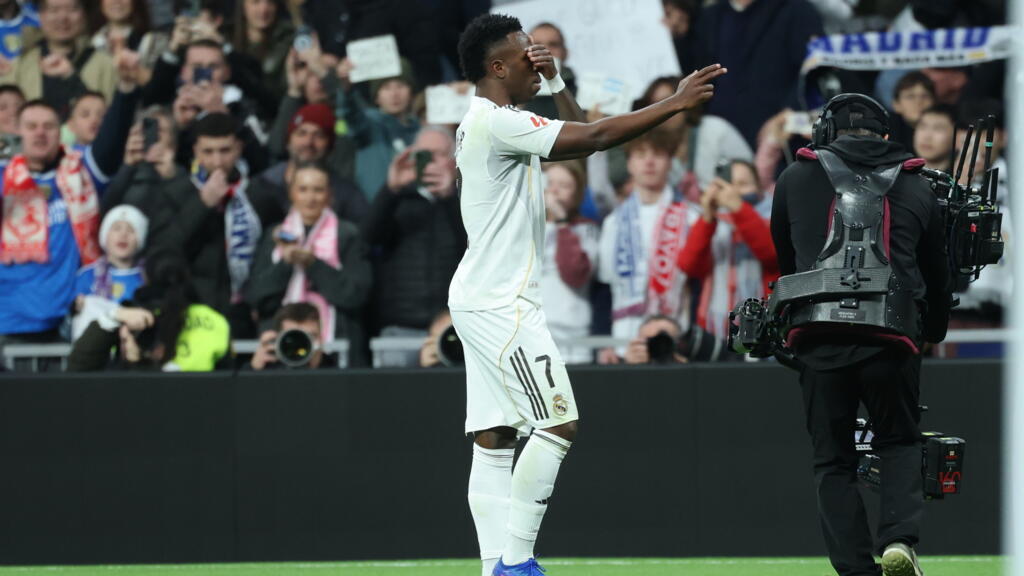 Mbappé salva de la quema al Real Madrid de penal en el descuento ante el Rayo Mbappé salva de la quema al Real Madrid de penal en el descuento ante el Rayo