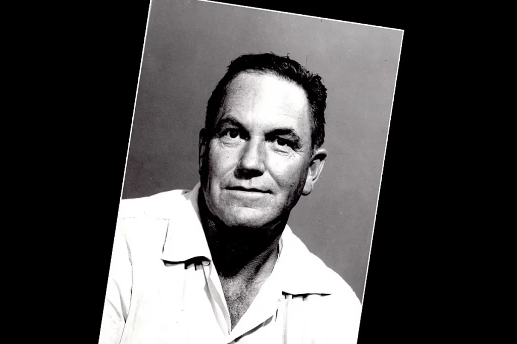 Me ha costado solo 39 años de espera y esfuerzos que mi escritor favorito vuelva a ser publicado en España Me ha costado solo 39 años de espera y esfuerzos que mi escritor favorito vuelva a ser publicado en España