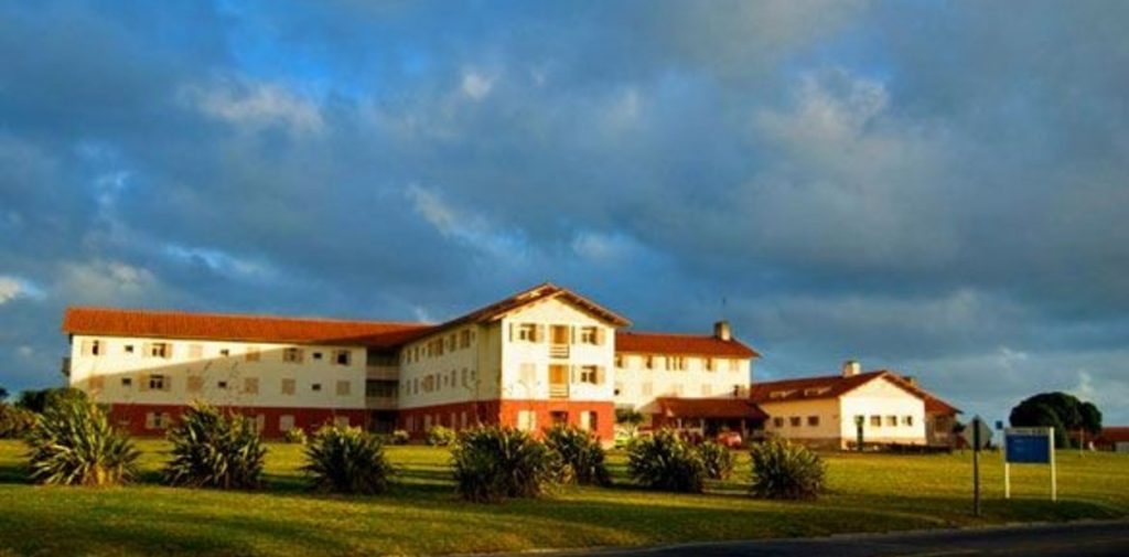 Milei no lo usa, Kicillof sí y se reaviva el debate sobre su privatización