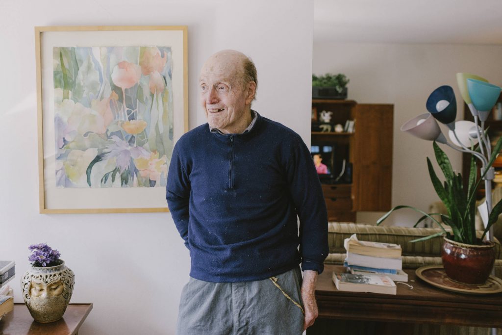 Publicación: Repórter há mais de 60 años no jornal é demitido - 02/06/2026 - Economía