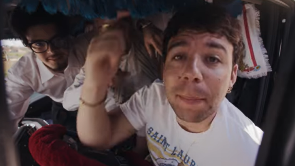 Quevedo vuelve con una letra de homenaje al carnaval