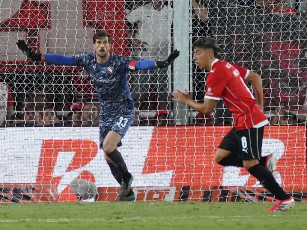 Rey, de "tenemos mucha bronca" a "queremos ganar ya" :: Olé