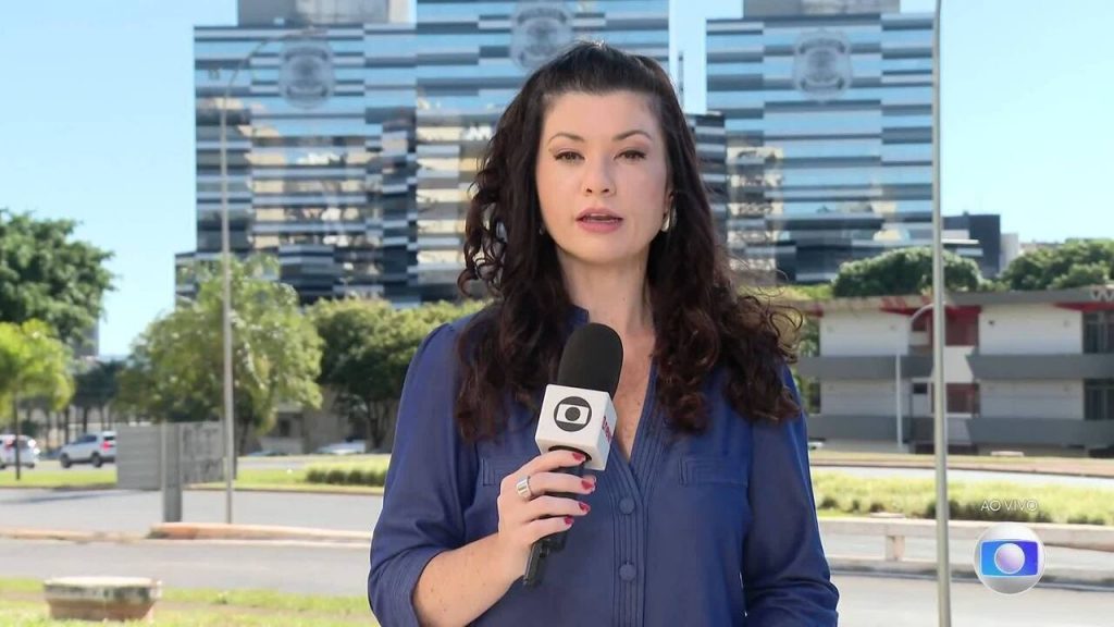 STF dice que investigação aponta 'múltiplos acessos ilegais' a dados de ministros y padres