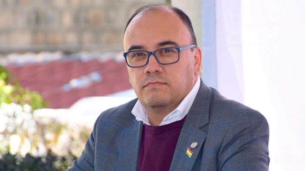 Sala Plena del TSE acepta recusación contra Ávila