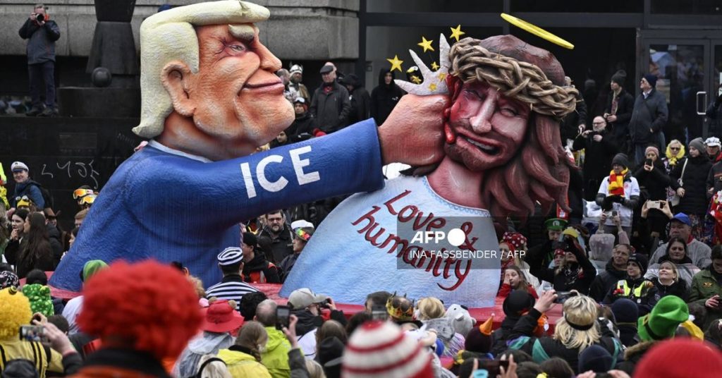 Sátira política y crítica a Putin y Trump en tradicionales desfiles en Alemania - Mundo