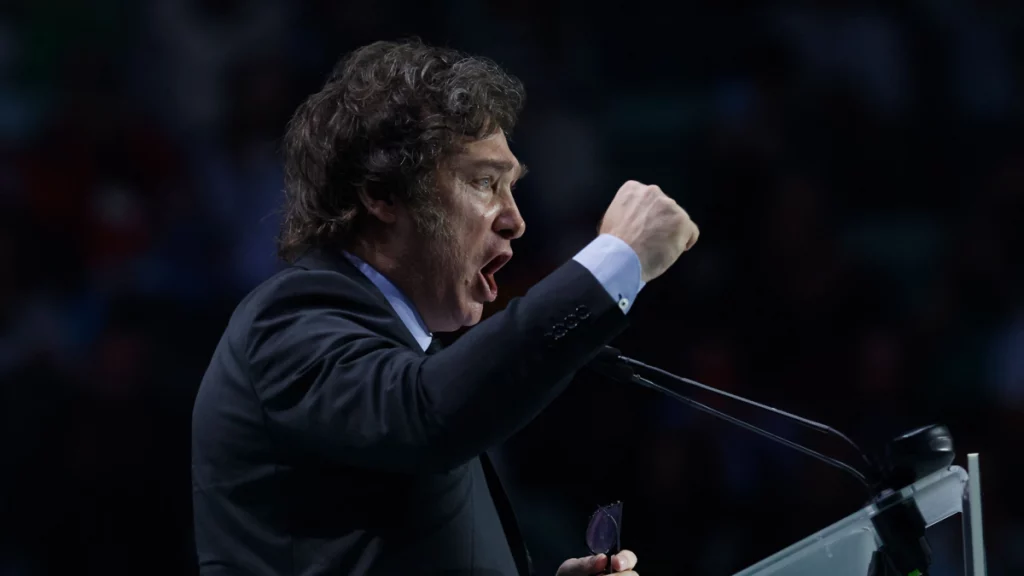 Senado de Argentina da luz verde en la madrugada a la reforma laboral propuesta por el presidente Javier Milei Senado de Argentina da luz verde en la madrugada a la reforma laboral propuesta por el presidente Javier Milei